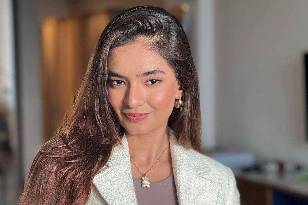 instagram.com/anushkasen0408