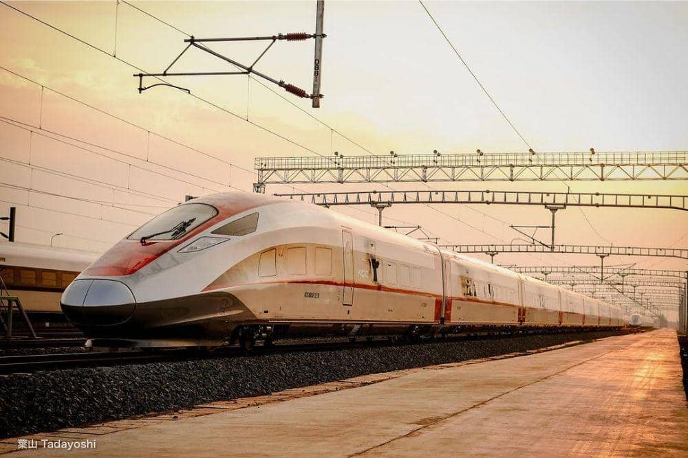 instagram.com/keretacepat_id