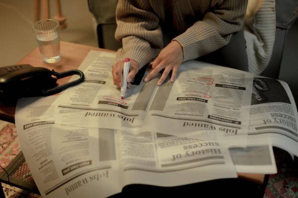 5 Contoh Teks Editorial, Struktur, dan Jenisnya Lengkap