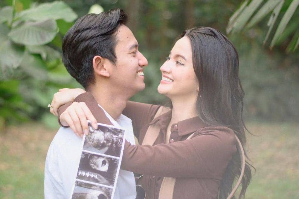 Bahagia! 6 Artis yang Umumkan Kehamilan di September 2023