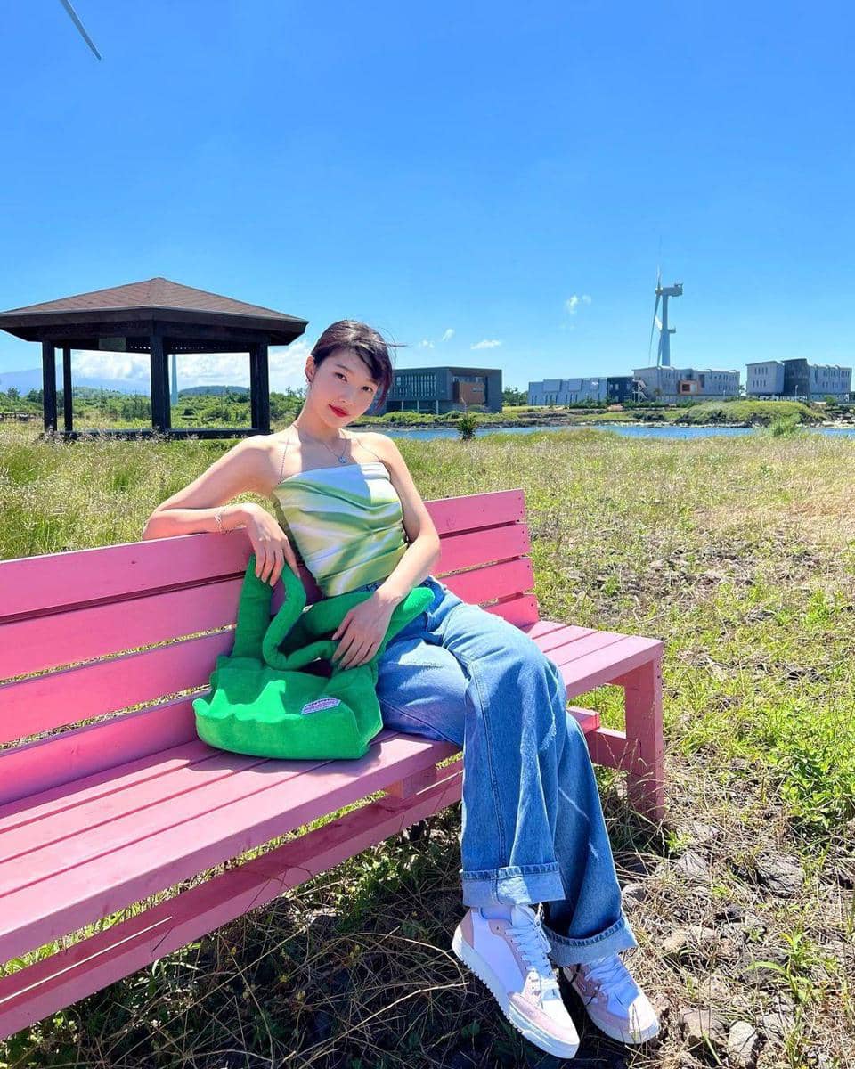 instagram.com/_imyour_joy