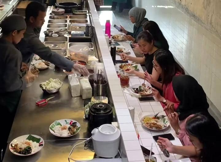 instagram.com/umaomacafe