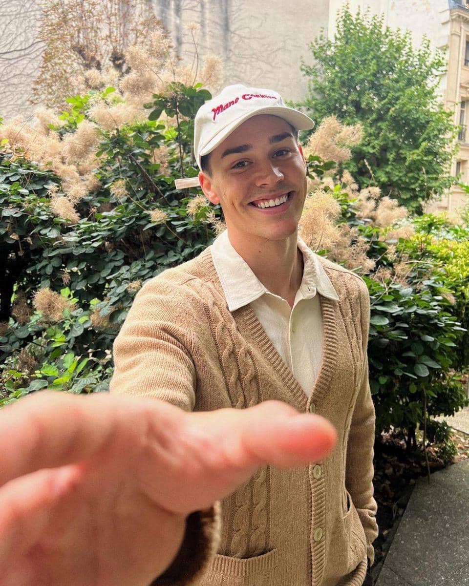 instagram.com/noahbeck