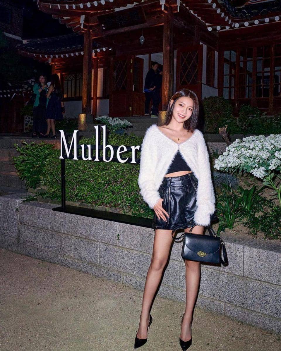 instagram.com/sooyoungchoi