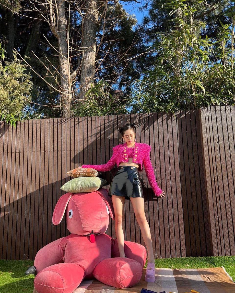 instagram.com/_yujin_an