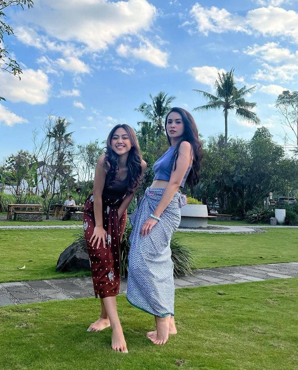 instagram.com/_siscasaras_