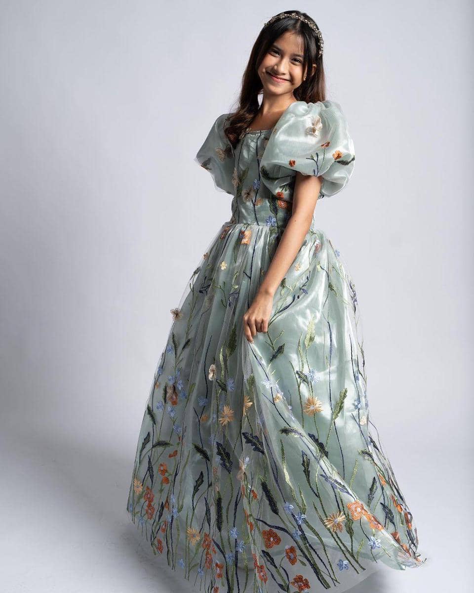 instagram.com/filmpetualangansherina