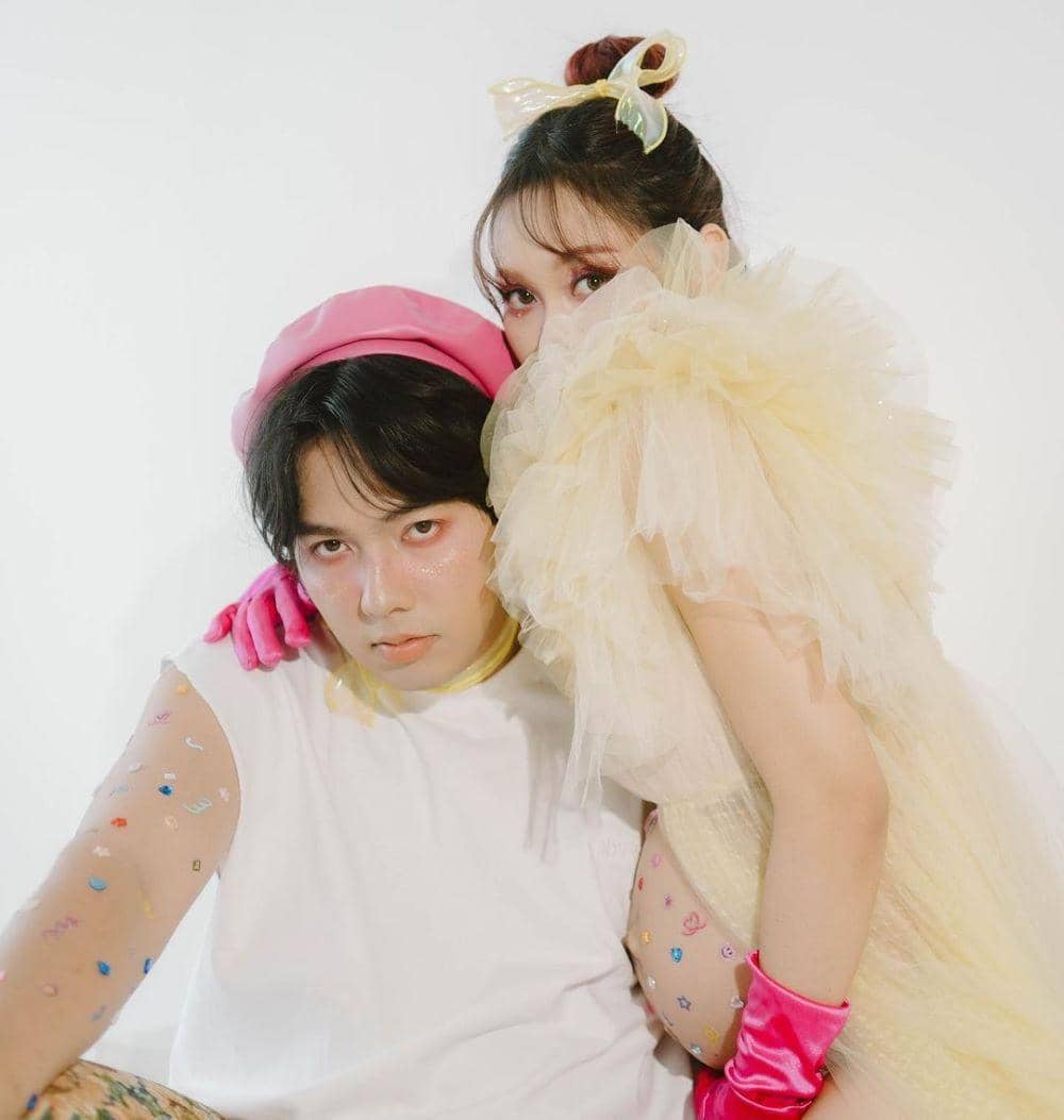 instagram.com/triarona