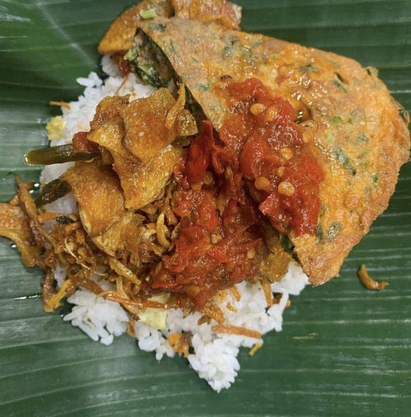 Warung nasi gurih tenda biru di Medan (instagram @warungnasigurih_tendabiru)