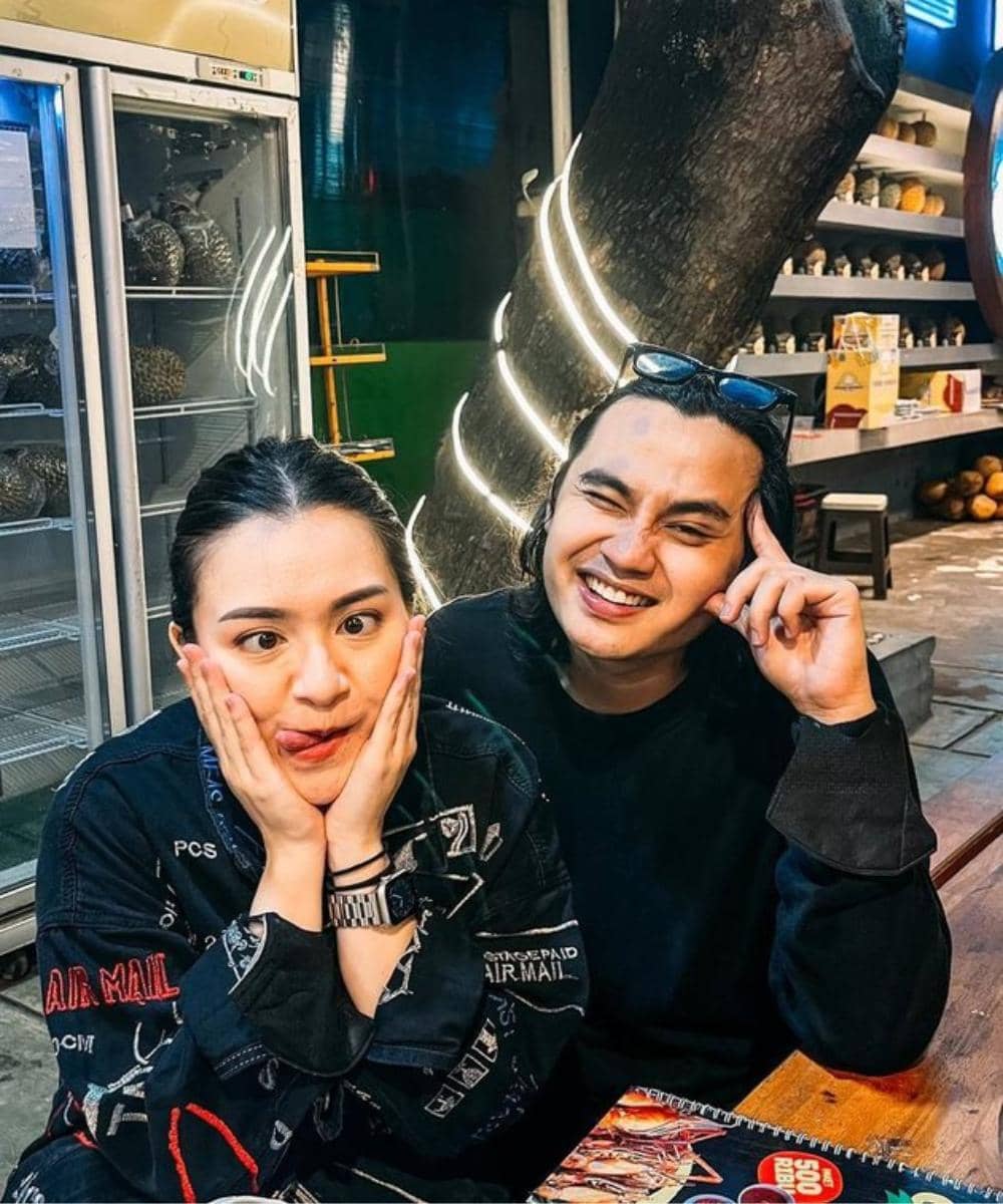 instagram.com/ilhamyogi