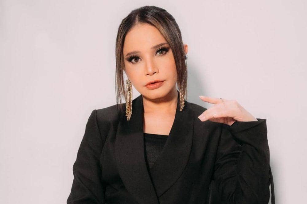 instagram.com/itsrossa910