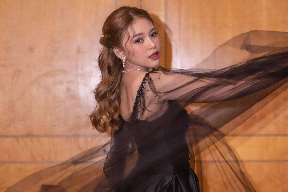 instagram.com/anneth.dlc