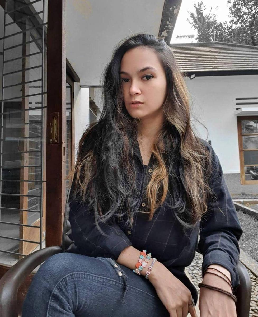 instagram.com/kia.poetri