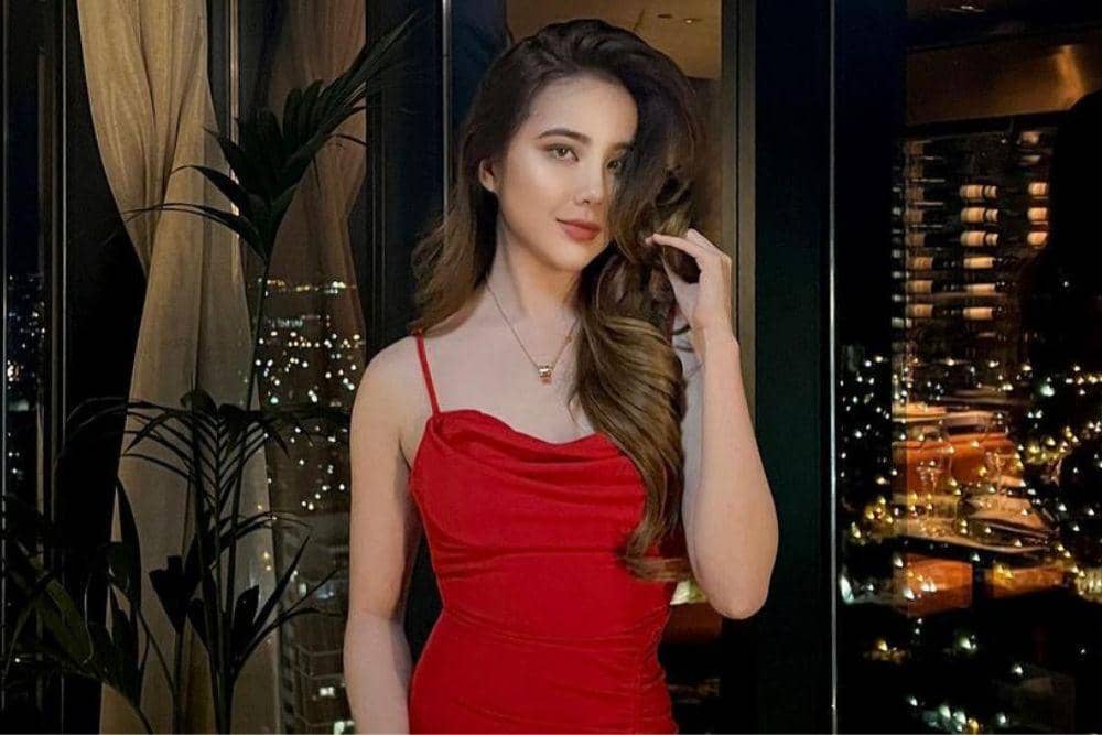 instagram.com/agatha_chelsea