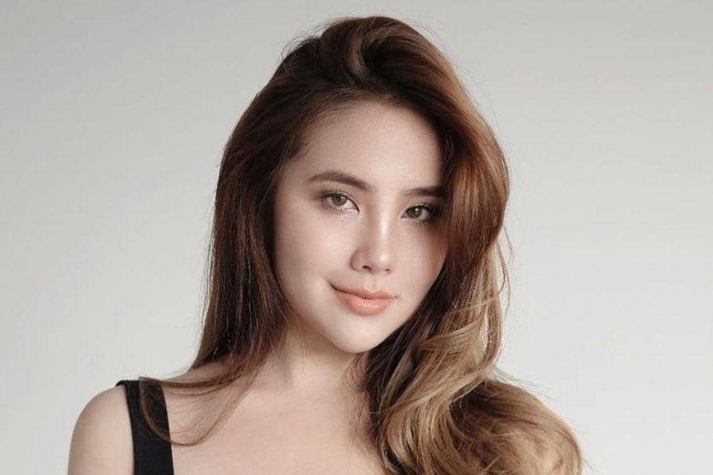 instagram.com/agatha_chelsea