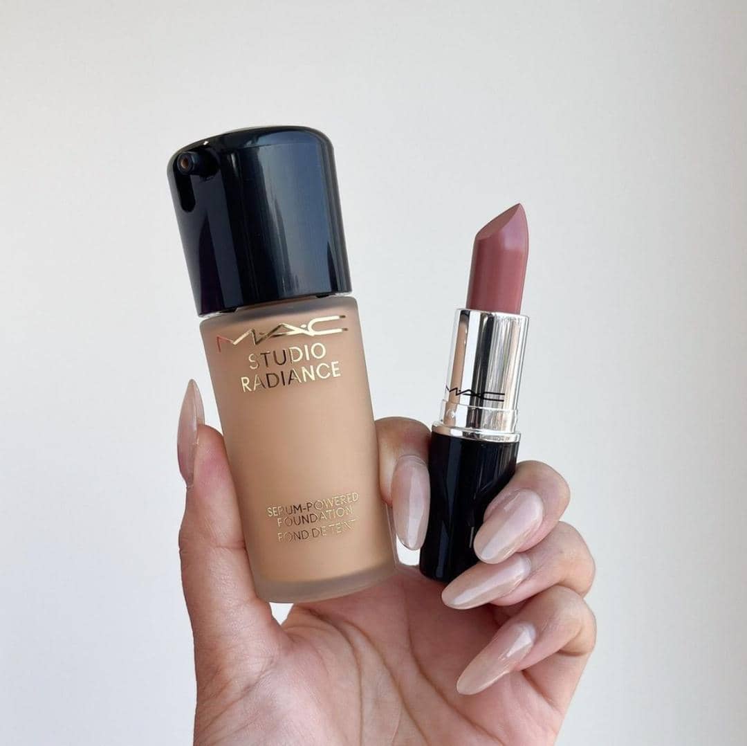 MAC Studio Radiance Serum Powered Foundation