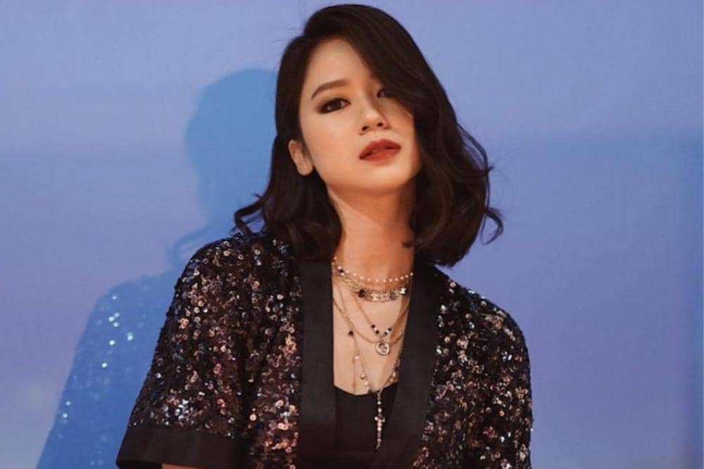 instagram.com/laurabas