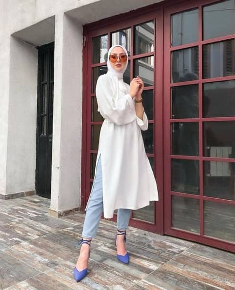 15 OOTD Baju Putih Celana Jeans Hijab, Simpel tapi Keren! | Popbela.com