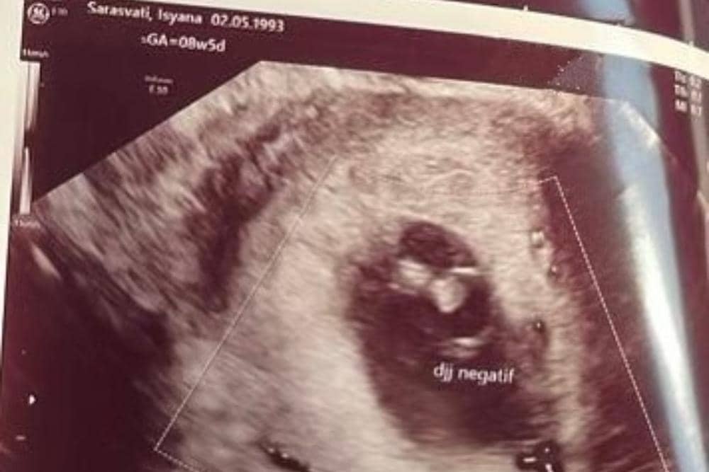 instagram.com/isyanasarasvati