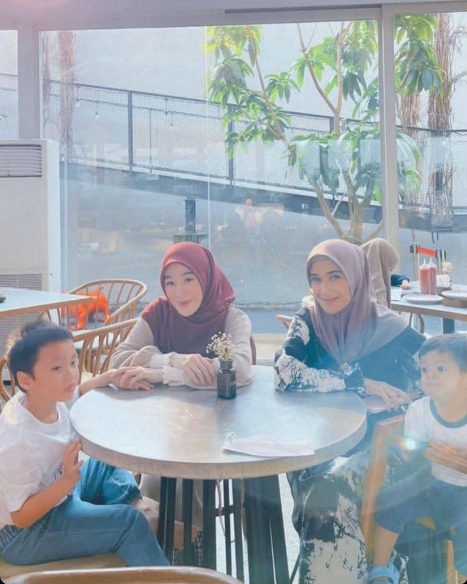 instagram.com/support.larissa_yusuf