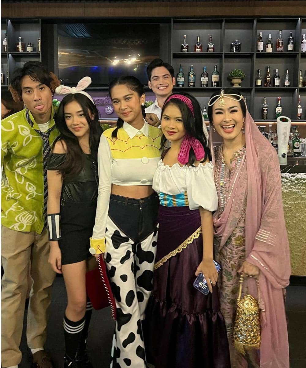 instagram.com/isdadahlia