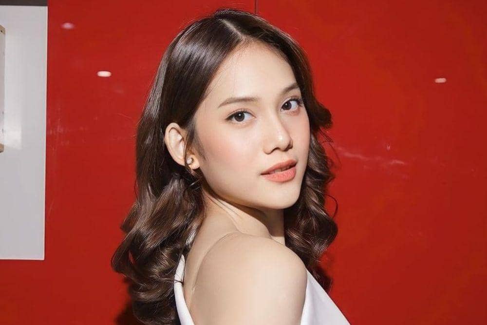 instagram.com/jkt48.chika