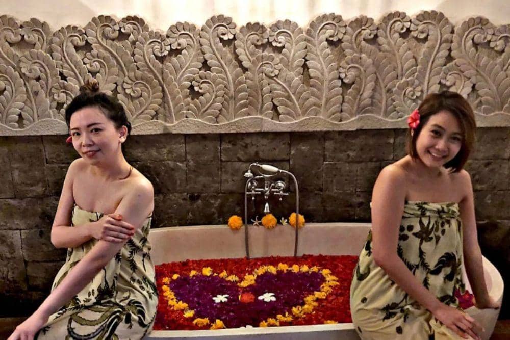instagram.com/ubud.traditionalspa