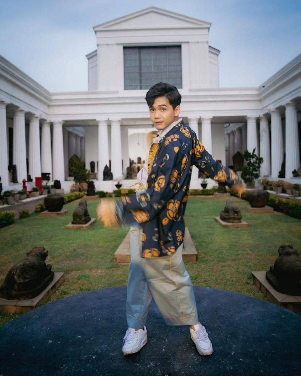 instagram.com/hagaipakan