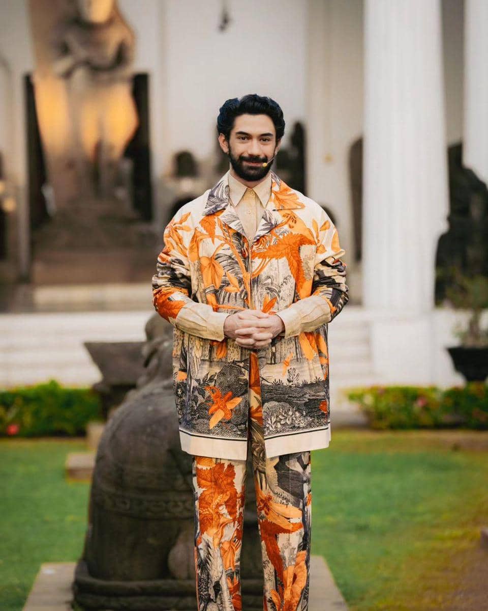 instagram.com/hagaipakan