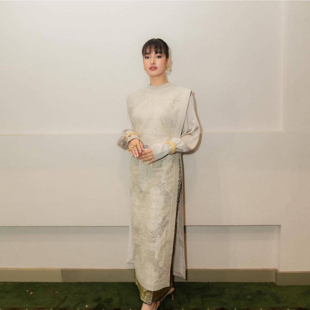 Instagram.com/mawar_eva