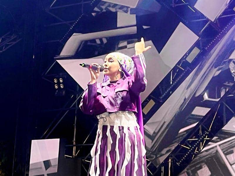 popbela.com/Ayu Utami