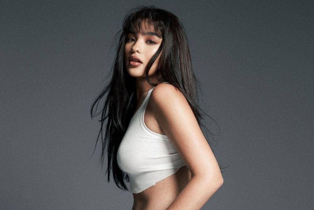 instagram.com/blythe