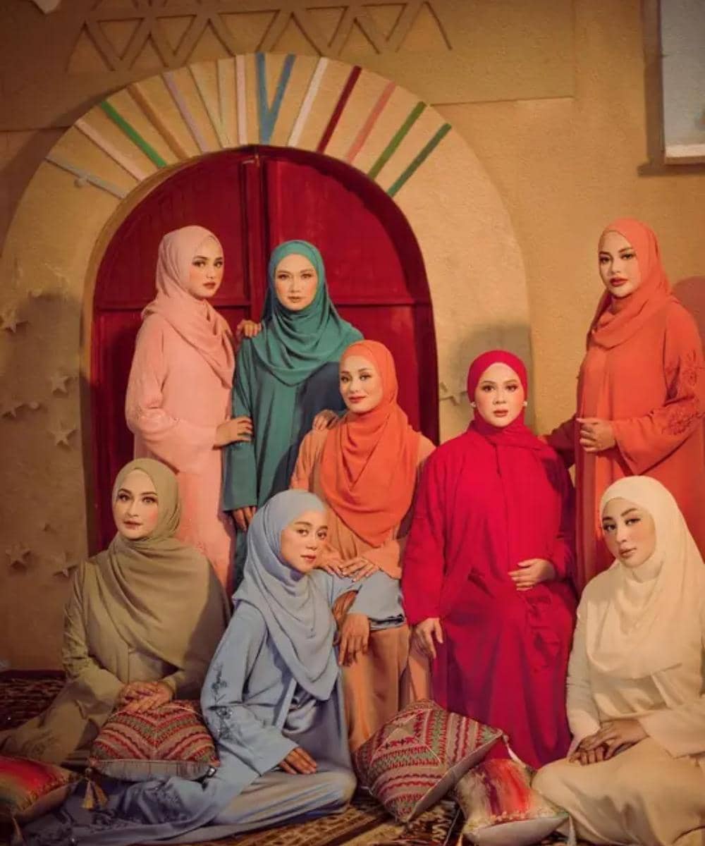 Instagram.com/khanaan.official