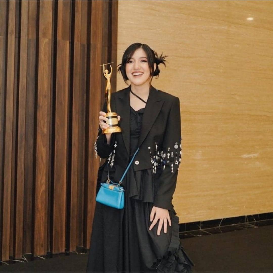 Instagram.com/ifyalyssa