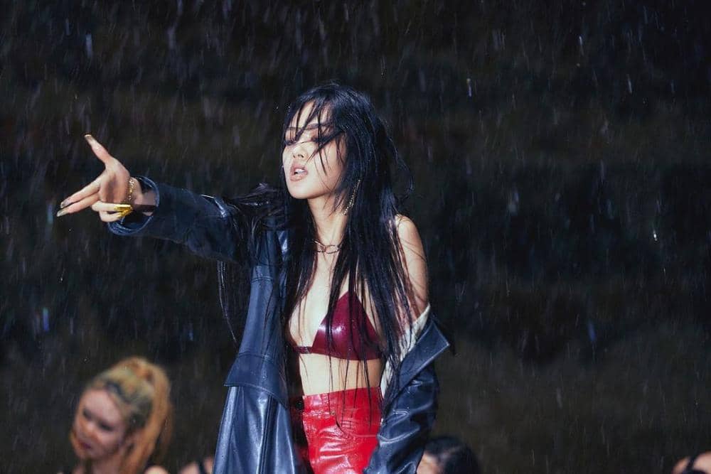 instagram.com/nakedbibi