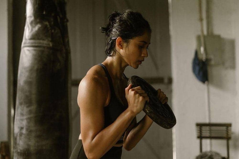 instagram.com/aghninyhaque