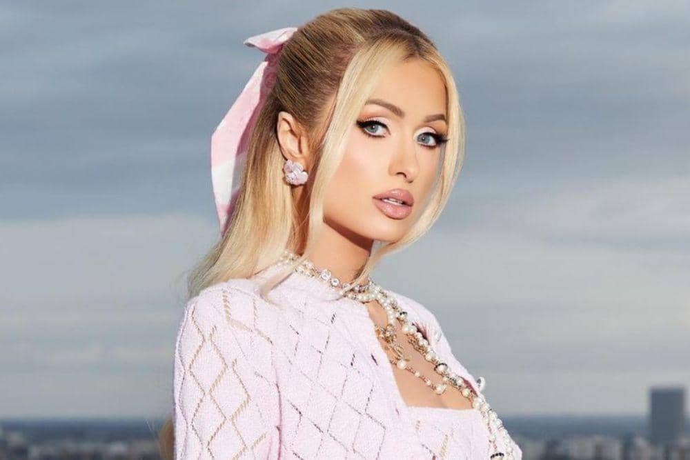 instagram.com/parishilton