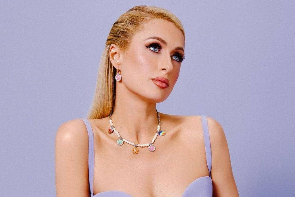 instagram.com/parishilton