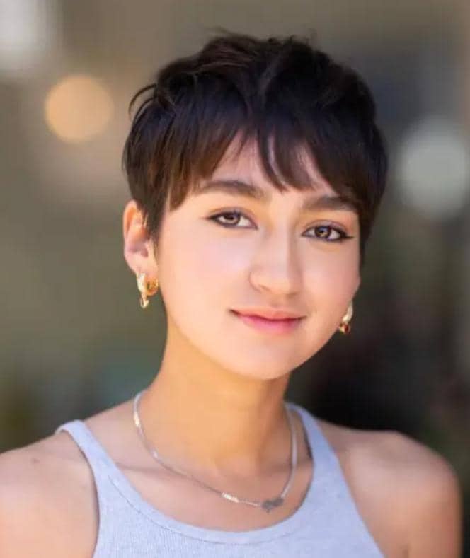 therighthairstyles.com