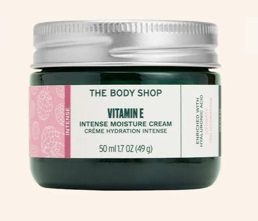 The Body Shop Vitamin E Intense Moisture Cream untuk kulit kering