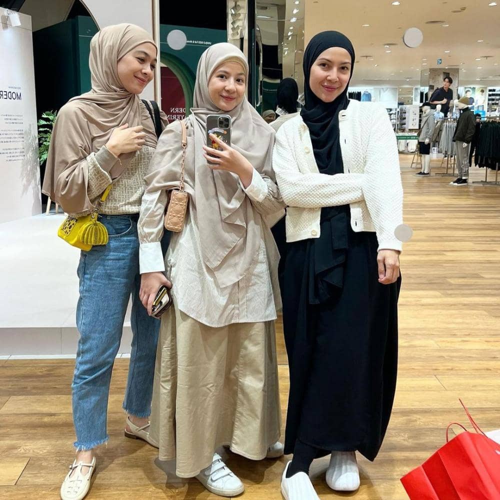 instagram.com/dianayulestari