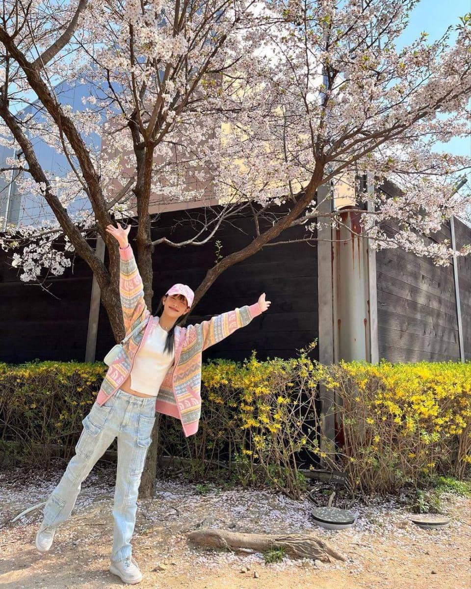 instagram.com/min.nicha