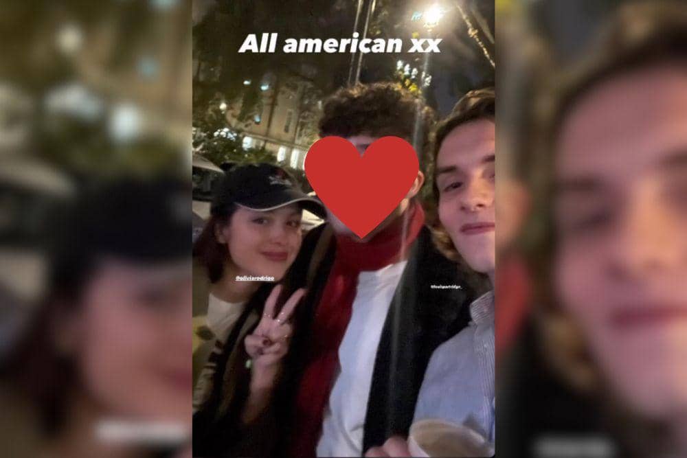 twitter.com/sourlovver