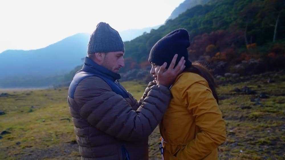 youtube.com/NATHALIE HOLSCHER