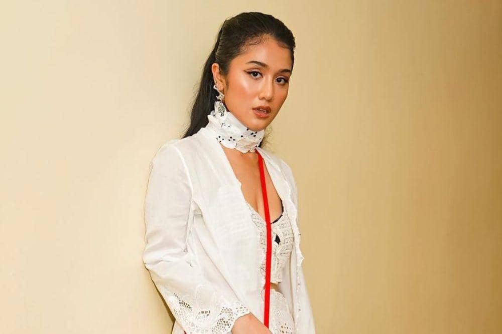 instagram.com/zulfamaharani