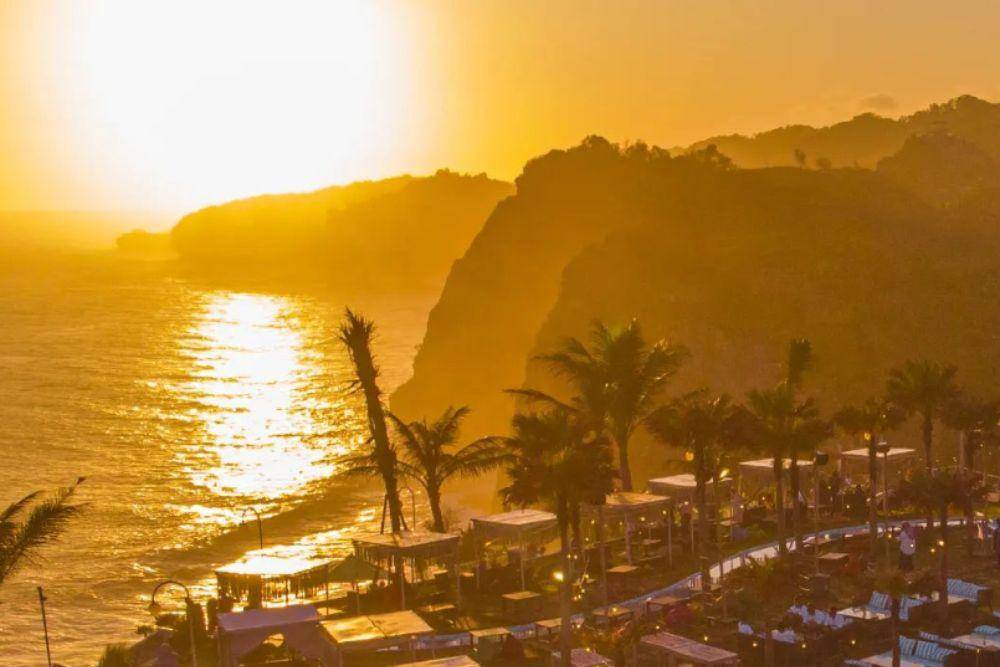 Heha Ocean View: Rute, Jam Buka, dan Harga Tiket Masuknya