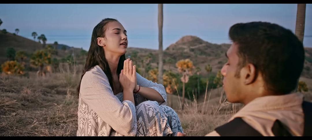 YouTube.com / Nona Manis Sayange Film