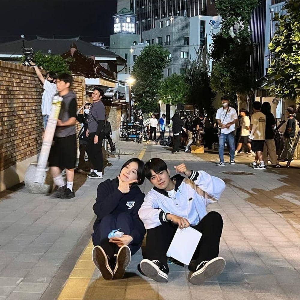 instagram.com/_seorina