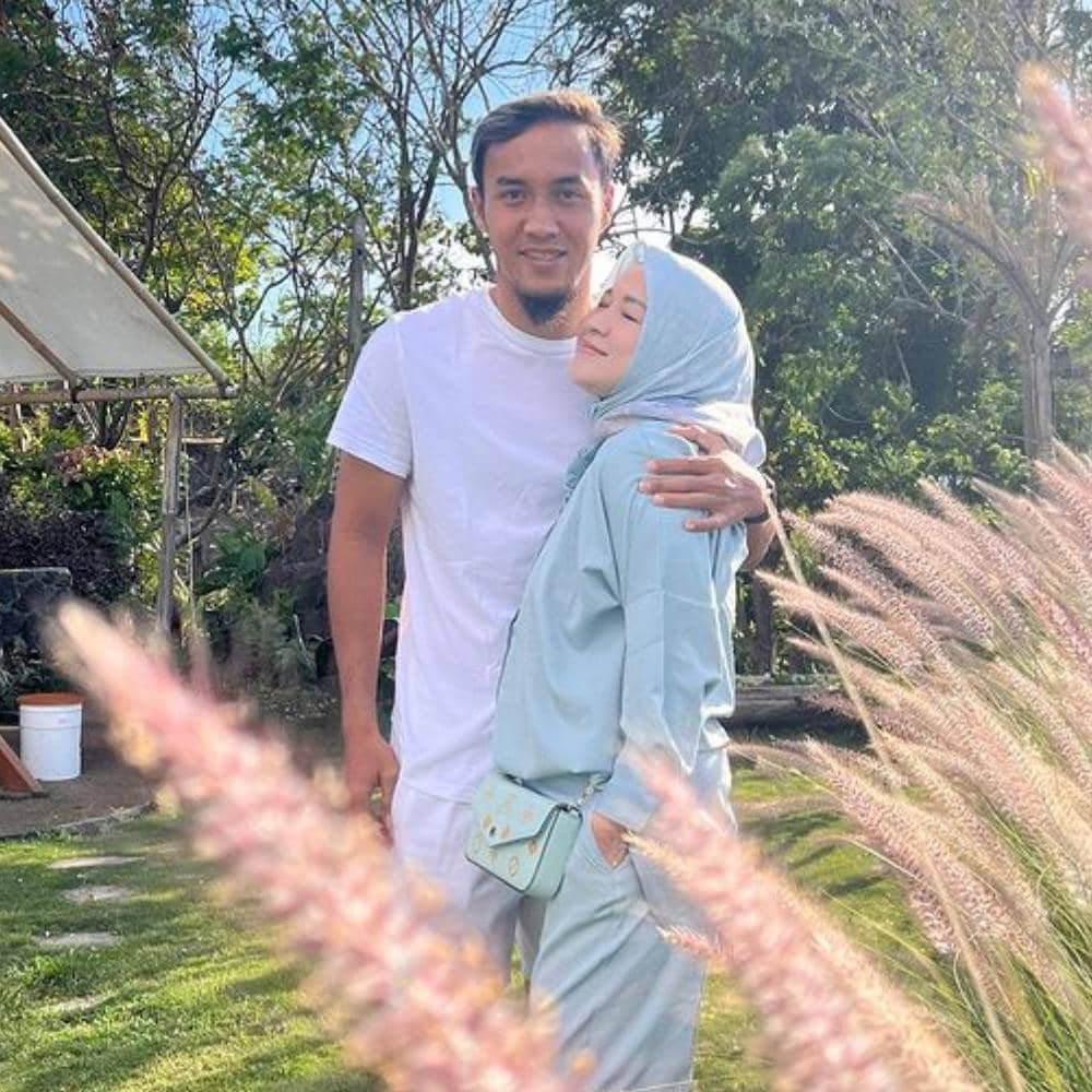 instagram.com/okieagustina_