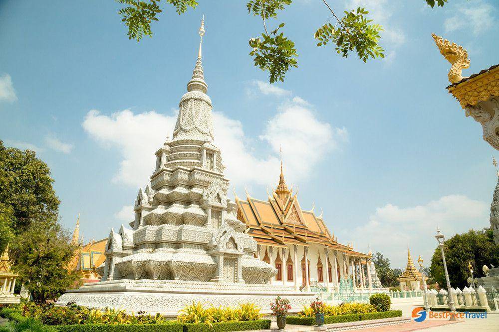 10 Objek Wisata di Phnom Penh Terbaik yang Harus Dikunjungi